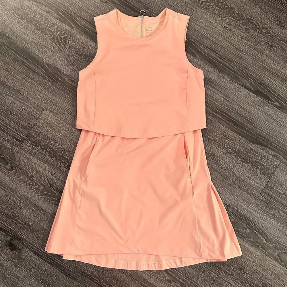 Nike Flex ACE Women's Sleeveless Golf Dress